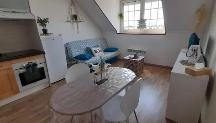 شقة A 50 Metres De La Avec Wifi